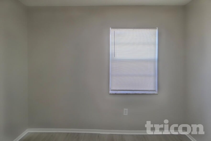 Building Photo - 39 Trotters Cir