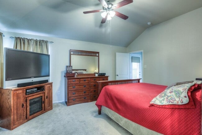 Building Photo - 27535 Gatlin Ln