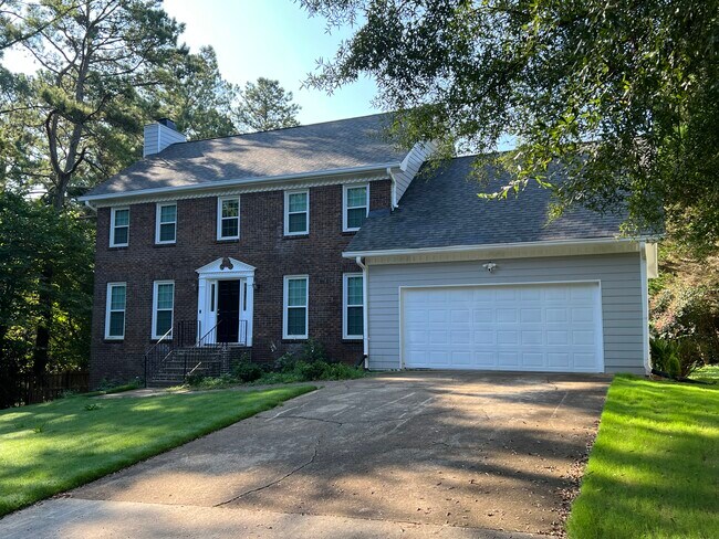 Primary Photo - 1221 Settlebench Ln NW