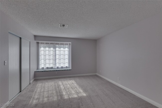 Building Photo - 7620 Sea Wind Dr