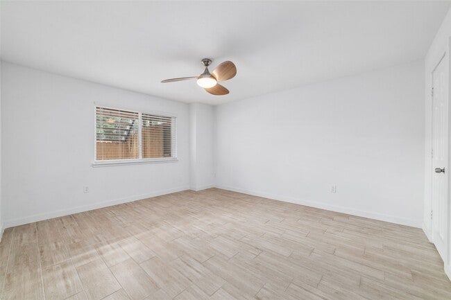 Building Photo - 12633 Memorial Dr