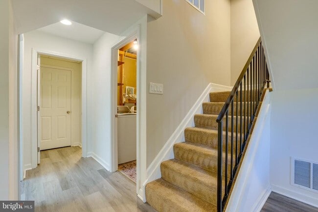 Building Photo - 4405 Elan Ct