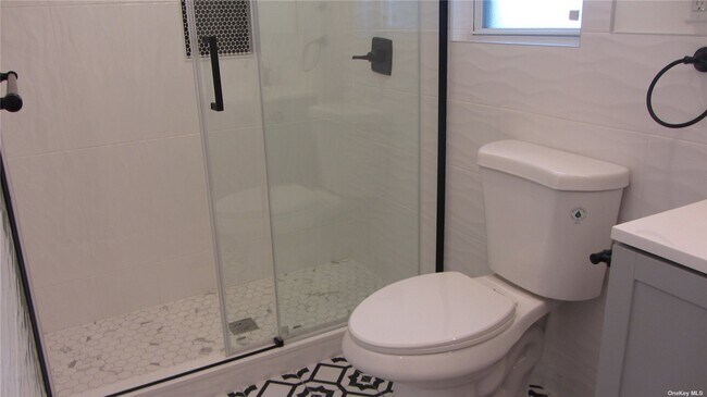 Building Photo - 367 Columbus Pkwy