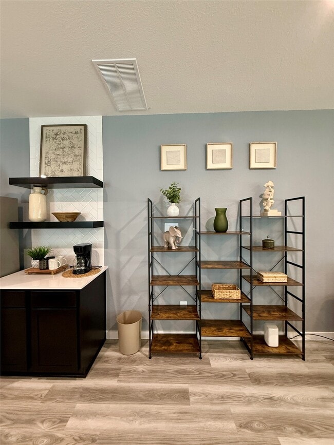 Building Photo - 12308 Greenwood Gate Dr