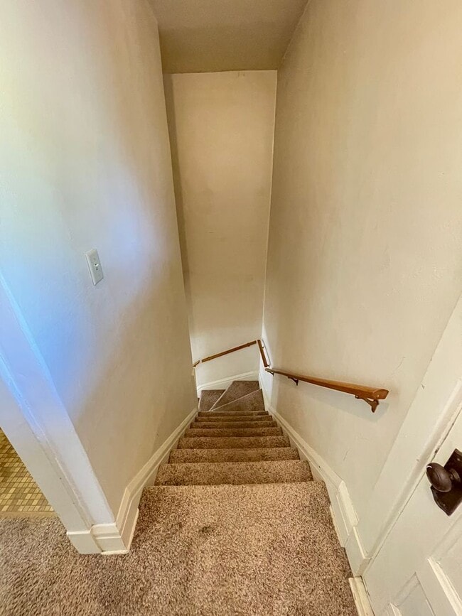 Building Photo - AVAILABLE NOW! 3 Bed/ 1 Bath Single Family...