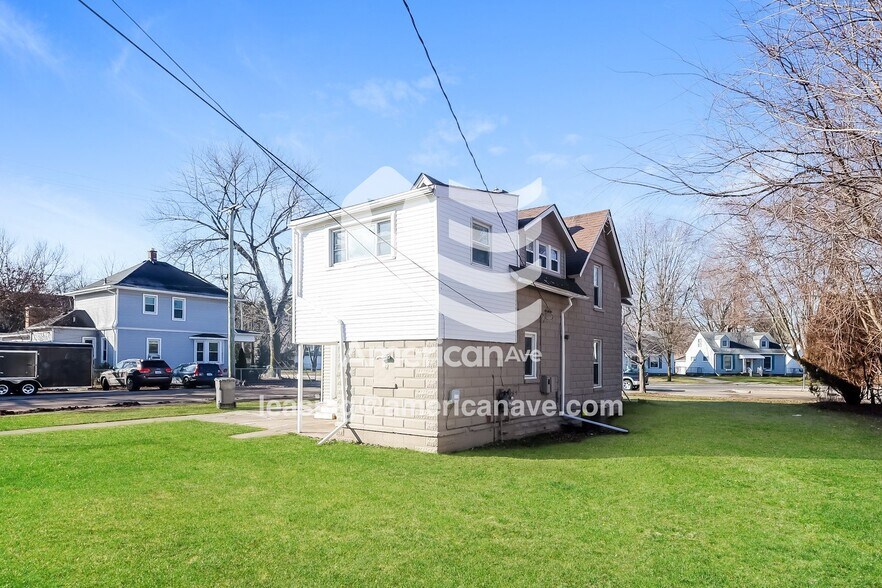 Building Photo - 147 Avery St