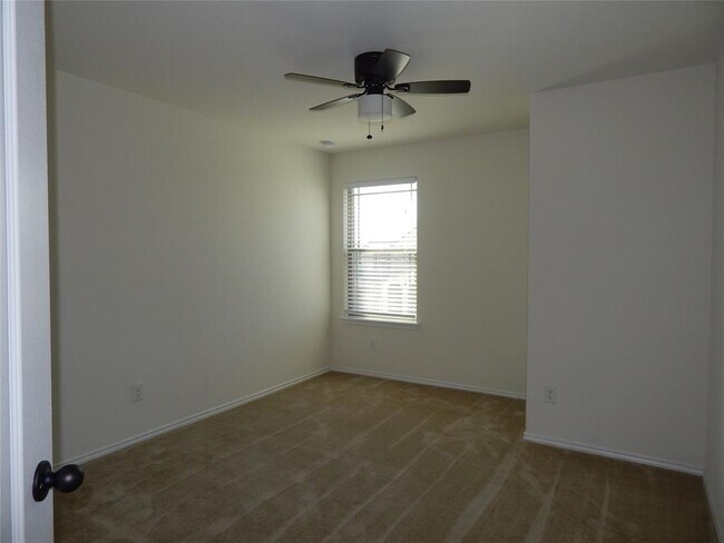 Building Photo - 358 Alamosa Dr