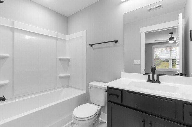 Building Photo - 303 Jonathan Wade Cir