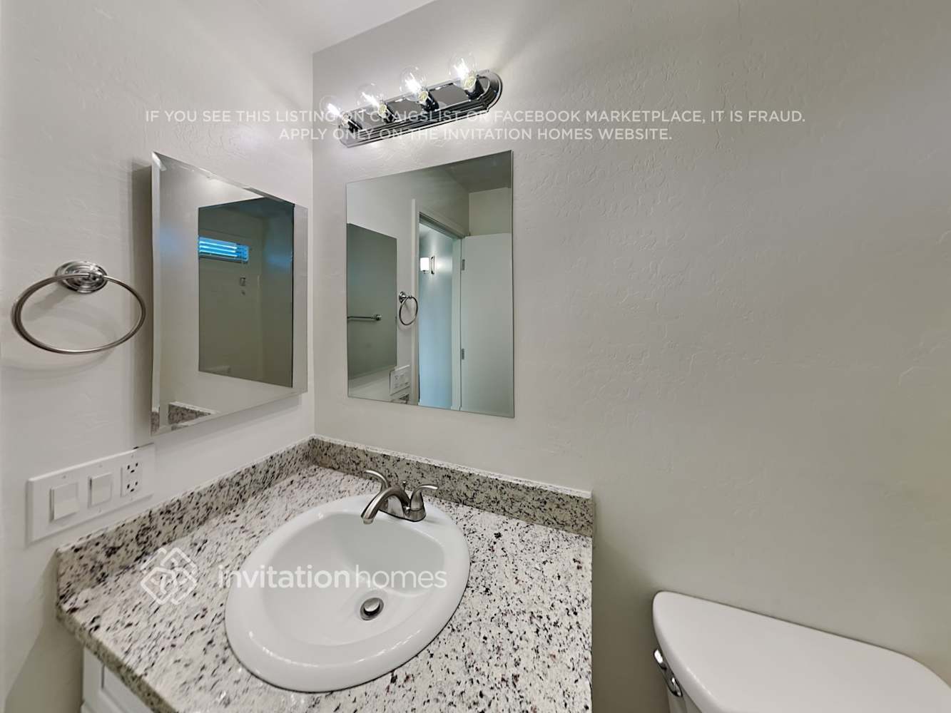 Building Photo - 41715 N Ranch Dr