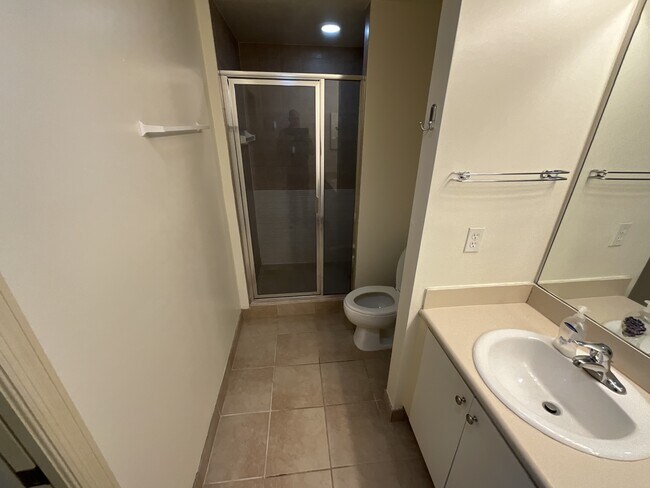 Building Photo - 8312 Bernwood Cove Loop