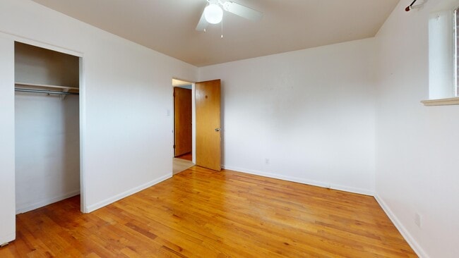 Building Photo - 1326 S Sherman St