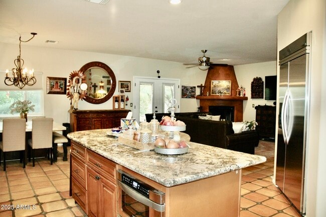 Building Photo - 6108 E Morning Vista Ln