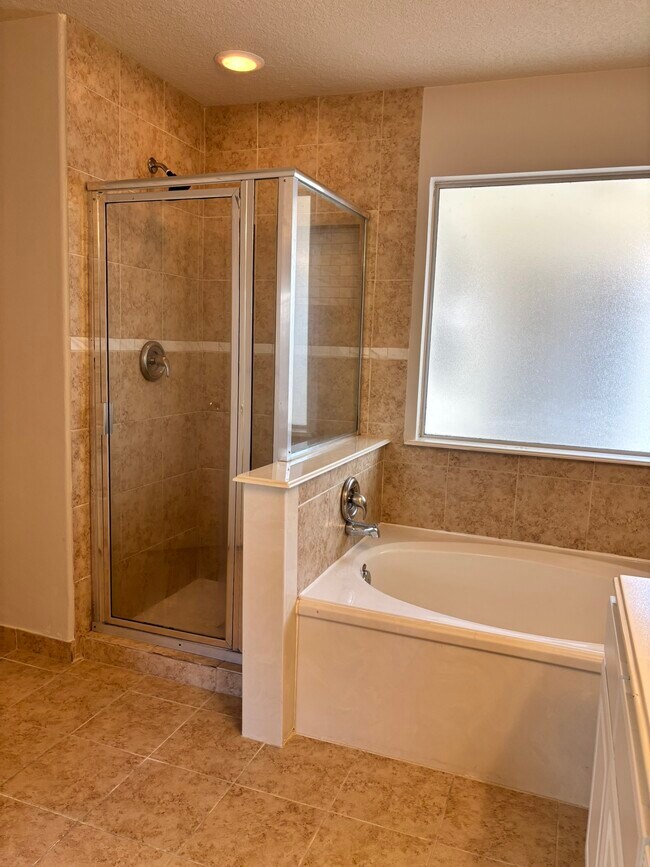 Building Photo - 22531 Goss Spring Ct