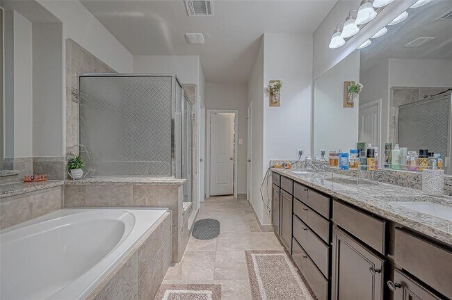 Building Photo - 9815 Corben Creek Ln