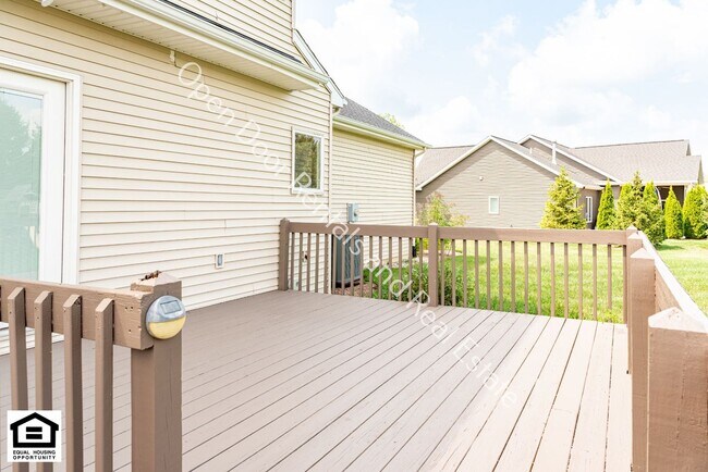 Building Photo - 13558 Paperbark Trail