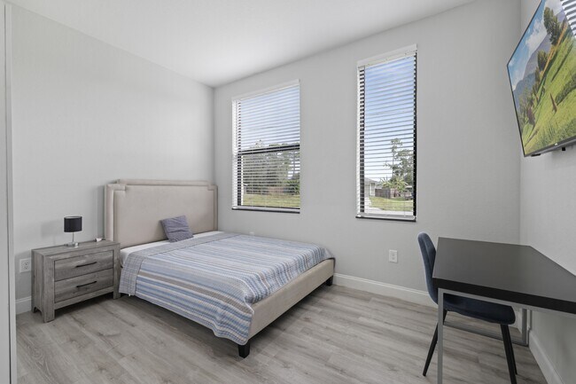 Building Photo - 1911 Lorna Ave