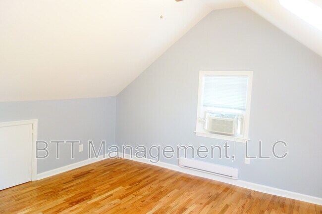 Building Photo - 8401 Flower Ave