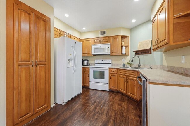 Building Photo - 4478 Oak Arbor Cir