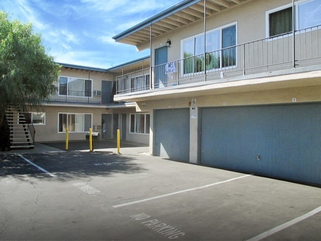 Building Photo - Wilson  Apartments