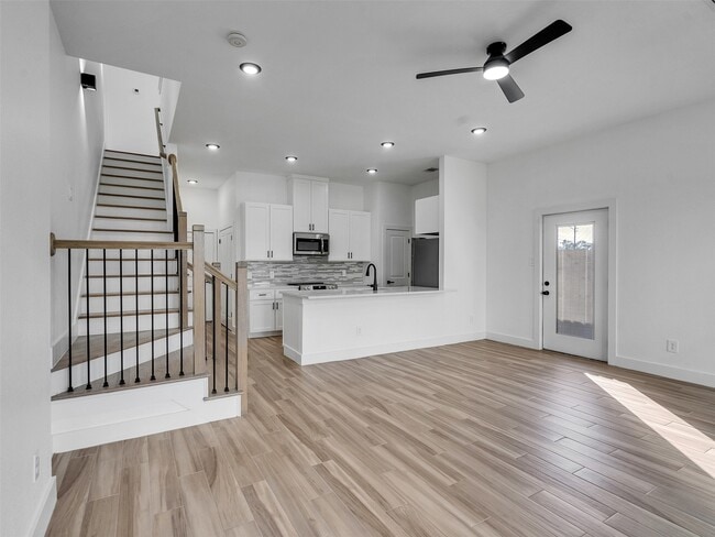 Building Photo - 4421 Reed Rd