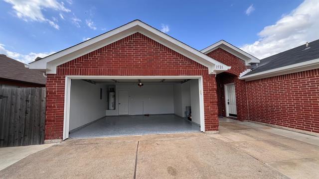 Building Photo - 1521 Brookleaf Dr