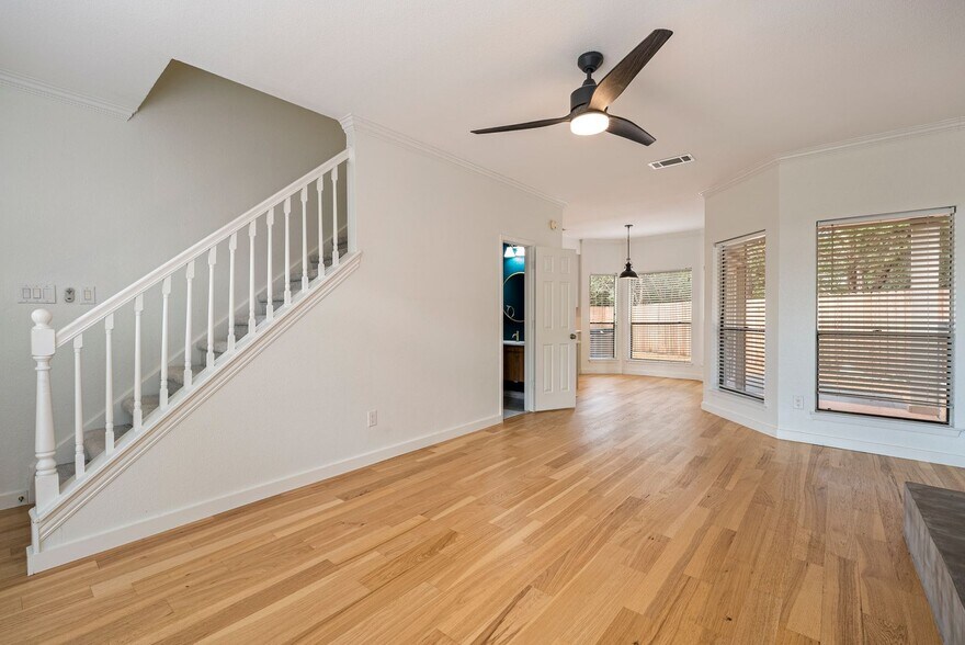 Building Photo - 8302 Bradford Edward Cove