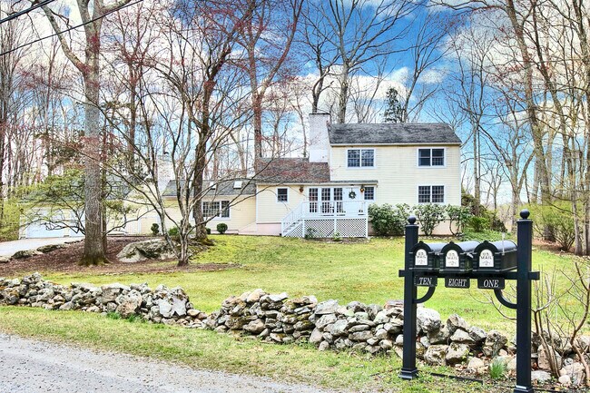 Building Photo - 1 Graystone Ln