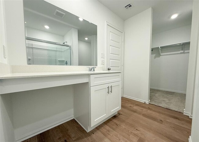 Building Photo - 16309 Harvester Dr