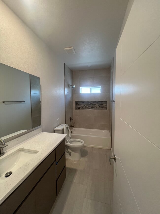 Building Photo - 12249 Bahjat Dr