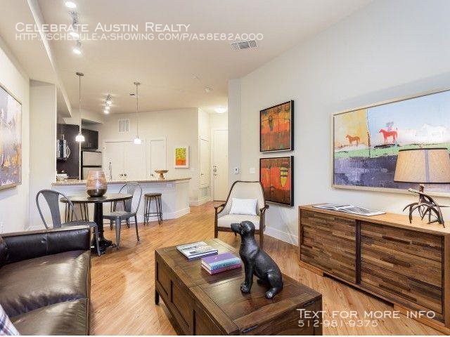 Building Photo - Eleven