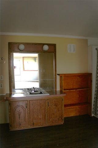 Building Photo - 8644 Dustin Dr