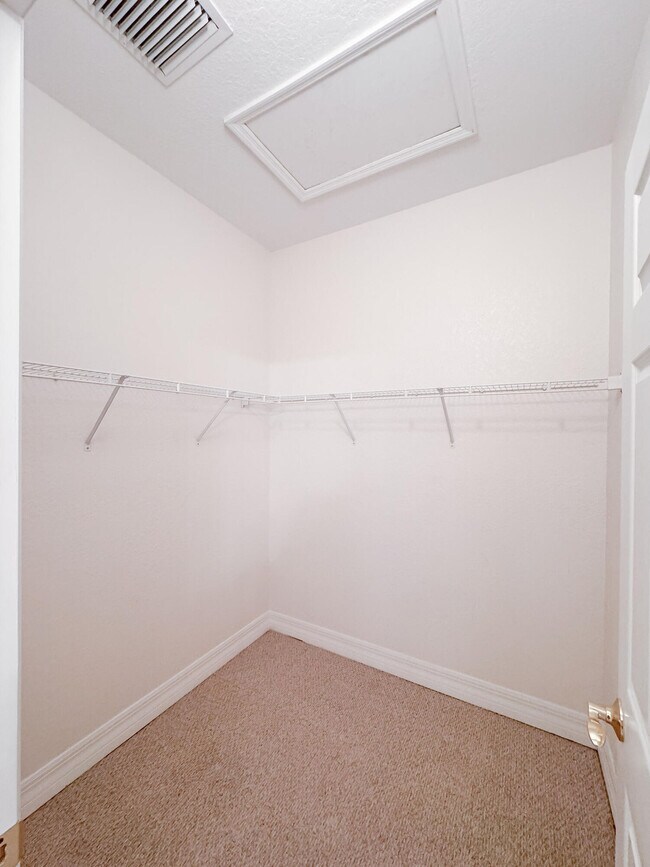 Building Photo - 55 SE Palermo