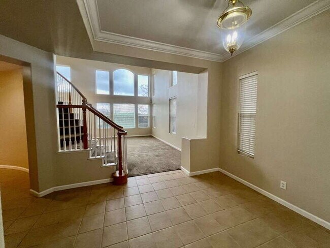 Building Photo - 116 Burgundy Ct