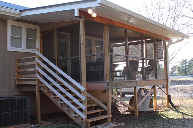 Building Photo - 3636 Sandy Porter Rd