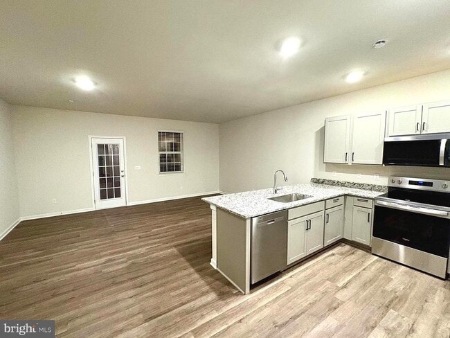 Building Photo - 155 Rae Ct