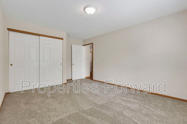 Building Photo - 4031 Elm St