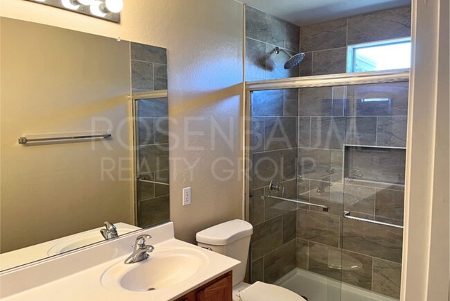 Building Photo - Beautiful 3-bedrooms, 2-baths home nestled...
