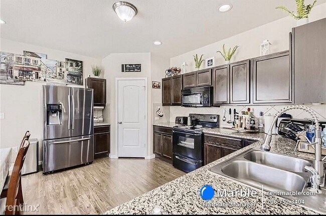 Building Photo - 3 br, 2.5 bath House - 3514 Wickham Ln