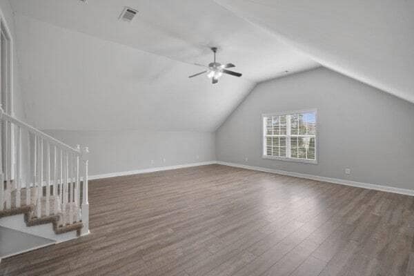 Building Photo - 302 12 Oaks Ln