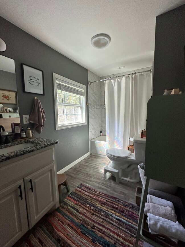 Building Photo - 849 N Third St