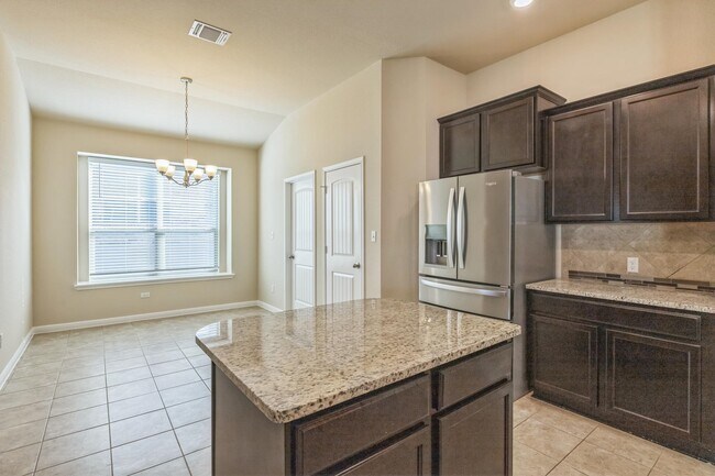 Building Photo - 209 Pepper Mill Loop