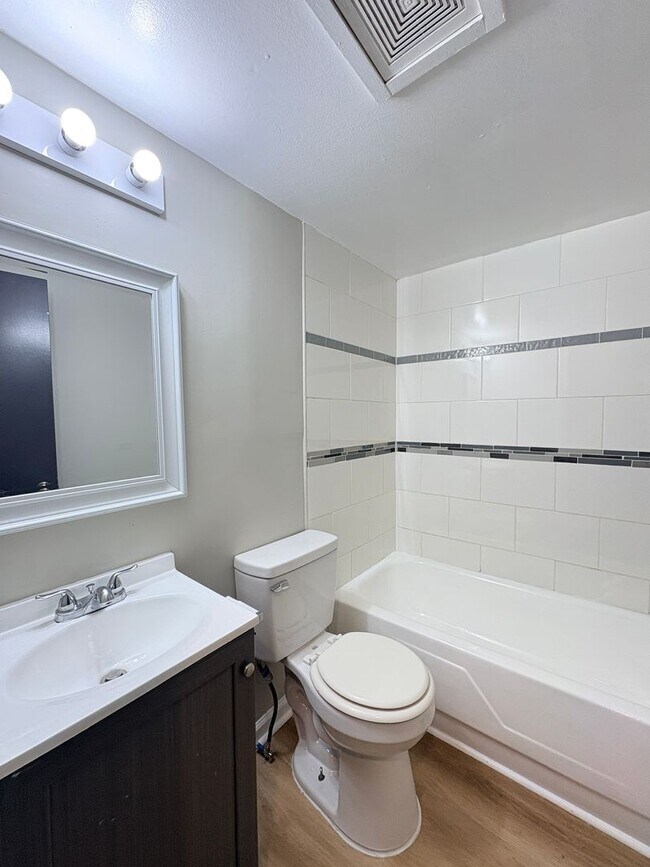 Building Photo - Experience Luxury Living at Bellagio Living I: Modern Apartments in Lawrence, Indiana