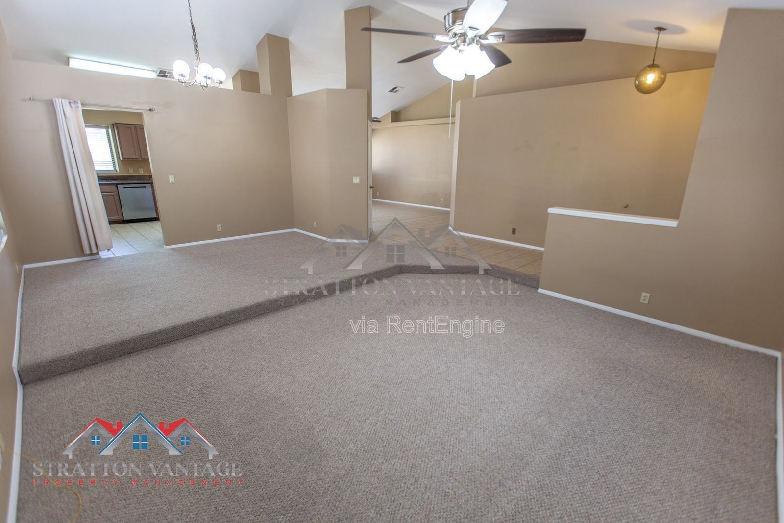 Building Photo - 3950 W Saragosa St