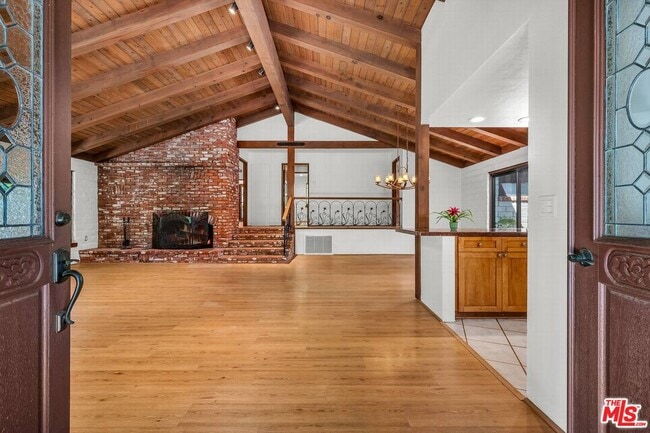 Building Photo - 535 Crater Camp Dr