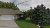 Building Photo - 2220-2 Skylark Dr
