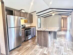 Building Photo - Nearly new 3 bedroom mobile home on a big ...