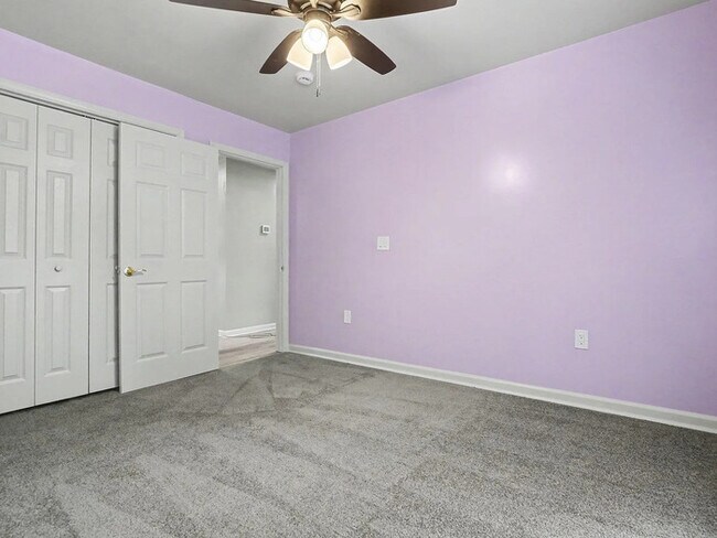 Building Photo - Lease OR Lease to Own
