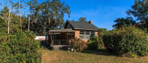 Building Photo - 835 Cathcart Terrace