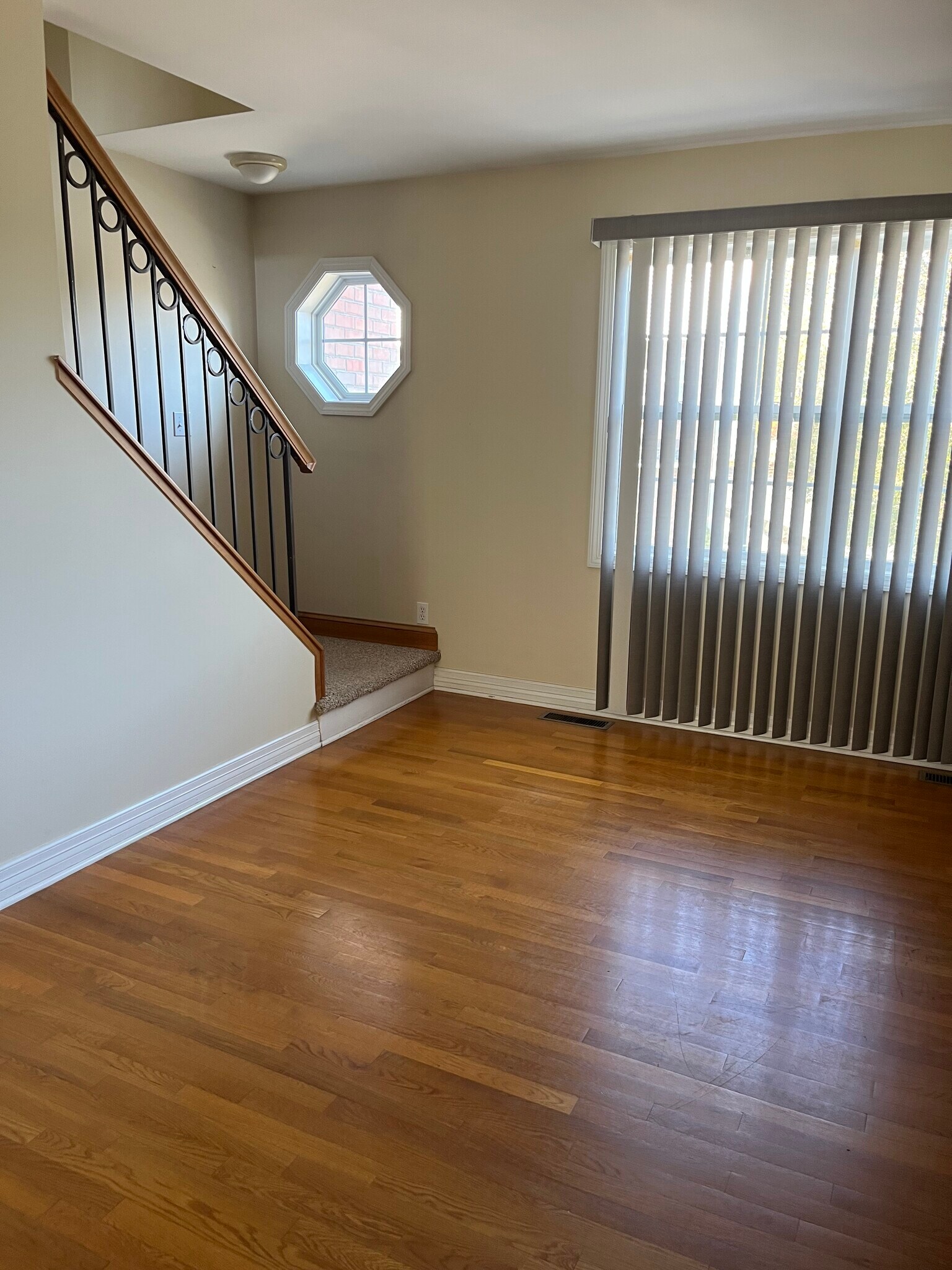 Building Photo - 1536 Highland Ave