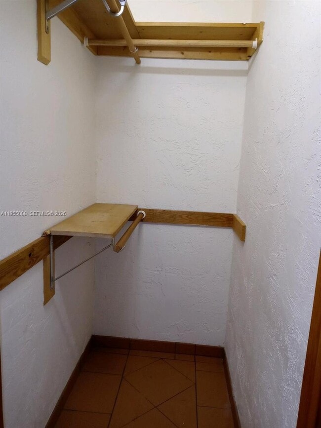 Building Photo - 3127 Coral Wy